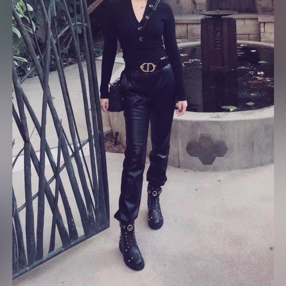 Fendi Black Studded Women's Boots Size 6 - Picture 8 of 10